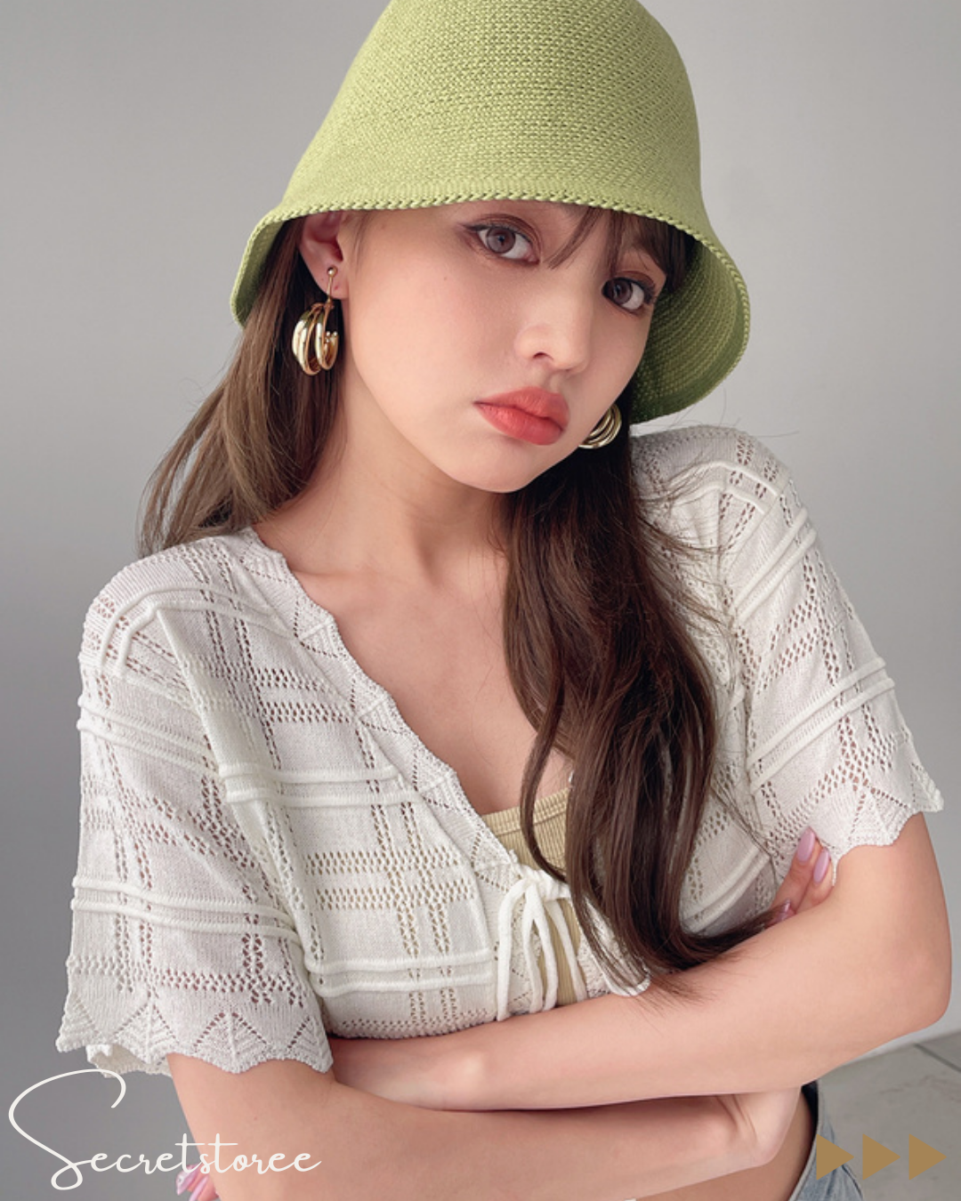 🇯🇵Japanese hollow knit bow short top + high waisted jeans★ Product code🔎 SS-gan0132800 🔎 SS-gcu04450