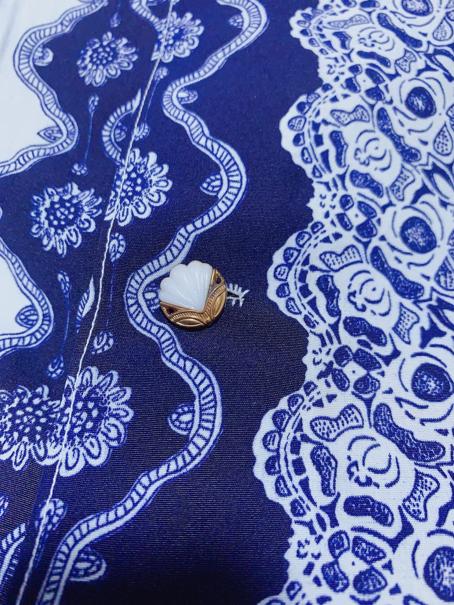 🇯🇵JAPAN Vintage ♡ Clothes Blue and white porcelain top(Top/Shirt/Coat/Skirt/Pants/Dress)| 🇯🇵日本古著 ♡ 衣服 青花瓷風上衣(上衣/花恤/外套/半身裙/褲/連身裙)| 🔎 ss-vin069