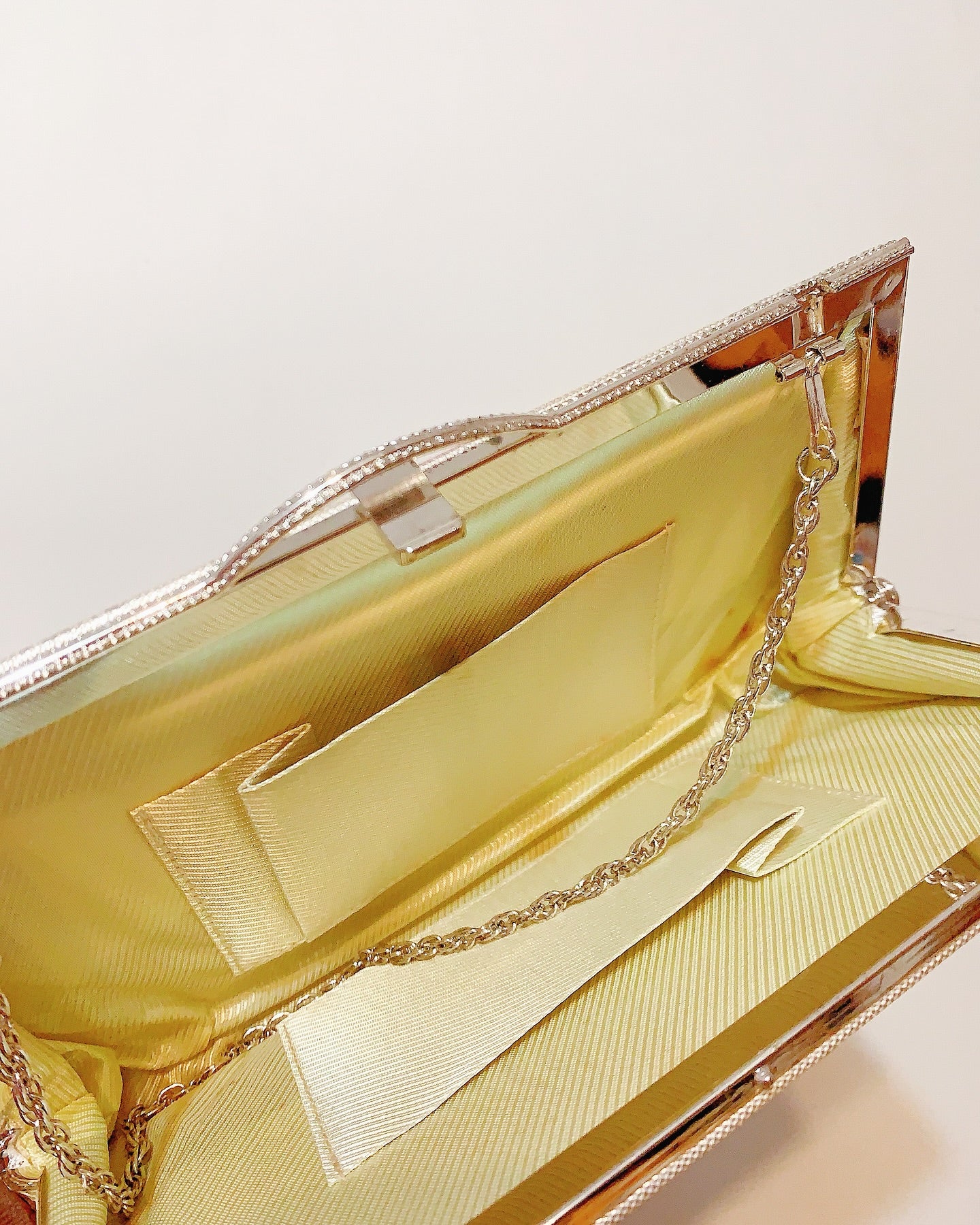 ๐ฏ๐ตJAPAN๏ฝVintage Clothes Haori & Bags(Frame Purse/Frame Clutch/Kuchi Bag)๏ฝๆฅๆฌๅค่ ็พฝ็น ่ฑๆค ๅฃ้่ข ๆฅๆฌๆ่ข๏ฝ๐ ss-vin197