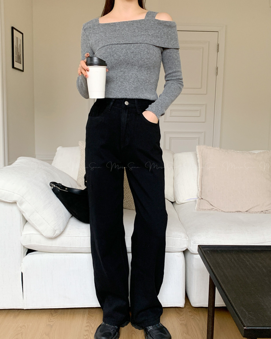 (UK🇬🇧)🇰🇷KOREA ♥ Unbalanced Off-Shoulder Knitwear ♥ 熱銷商品 奶油色不對稱露單肩針織衫 (4色入)  🔎 ɪᴛᴇᴍ ɴᴏ：SS-KSS93544093