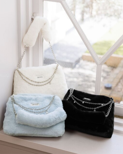 🇯🇵 JAPAN ♥ MARY QUANT Double-chain plush 2-way bag
♥ 雙鏈毛絨絨2way袋(3色入)

🔎 ɪᴛᴇᴍ ɴᴏ.： SS-jr225-814093