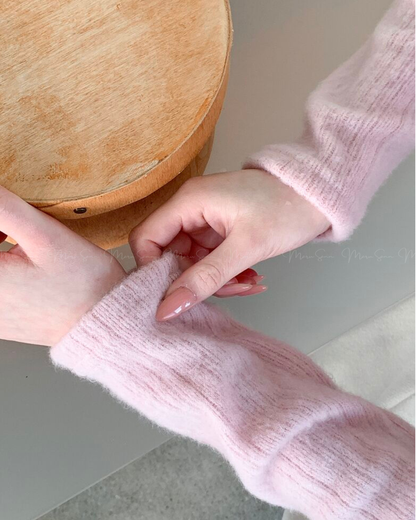 🇰🇷KOREA
♥ Festive christmassy ribbon top
派對約會造型 浪漫感蝴蝶結露肩加絨上衣

🔎 ɪᴛᴇᴍ ɴᴏ：SS-KSS97326804