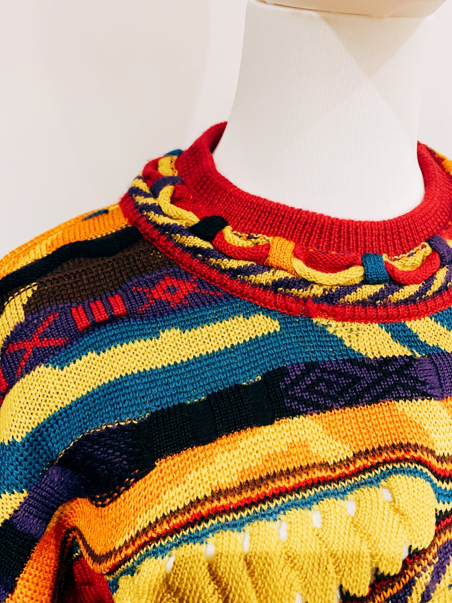 🇯🇵日本古著｜ VintageClothes - 
古瓜紋冷衫 Notorious Sweater  Coogi style 🔍ss-vin378