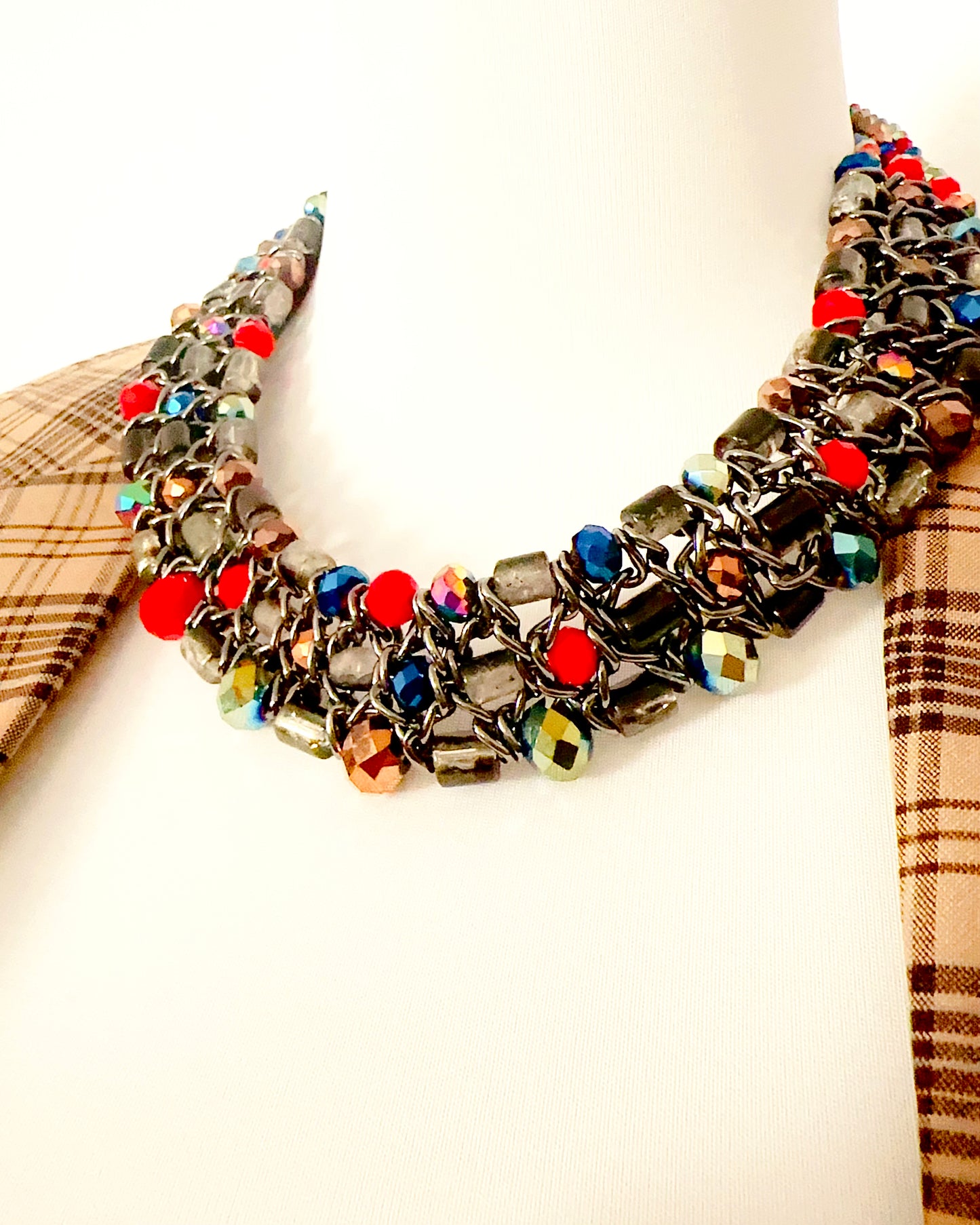 🇯🇵JAPAN Vintage ♡ Vintage Beaded Woven Black Chain Statement Necklace ｜ 🇯🇵日本古著 ♡ 復古彩珠編織黑鍊短項鍊｜🔎ss-vin631