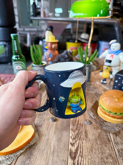 🇯🇵日本 ♡ DISNEY Alien 3D Spaceship Ceramic Mug 迪士尼三眼仔太空船杯 ディズニー エイリアン UFOマグ
