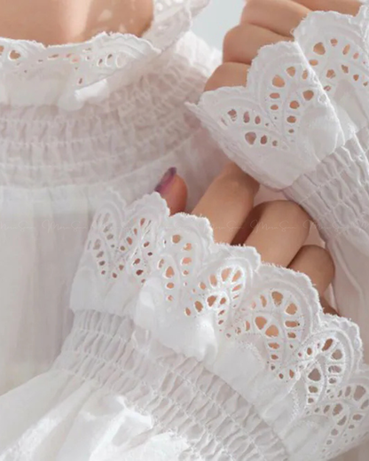 🇯🇵 JAPAN
♥ Scallop Lace Frill Blouse典雅貝殼蕾絲宮廷長袖上衣 SS-JSP251753L